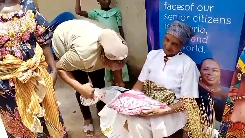 Gifts with a smile (video)